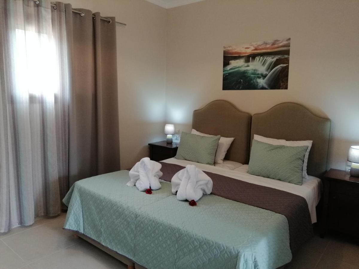 Ta Didymakia Apartments. Аргостолион Екстериор снимка