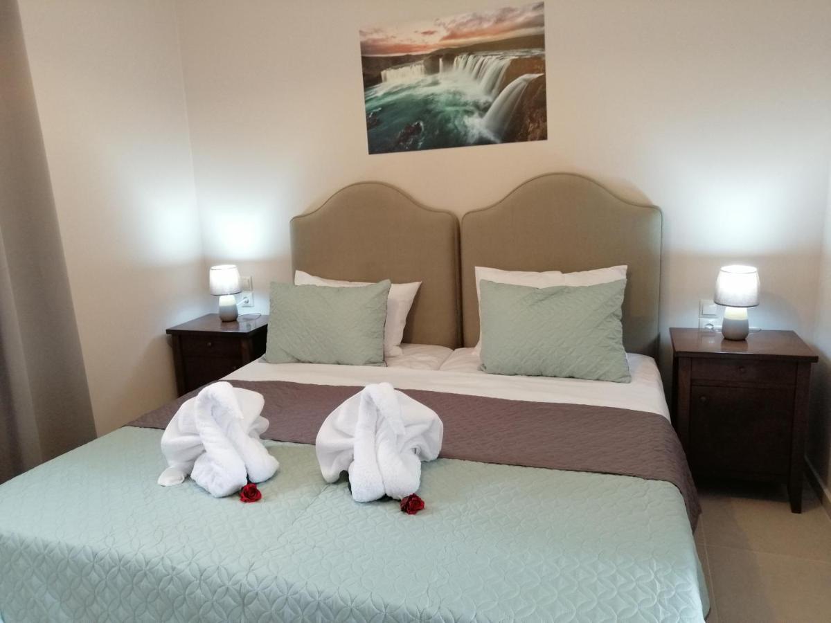 Ta Didymakia Apartments. Аргостолион Екстериор снимка