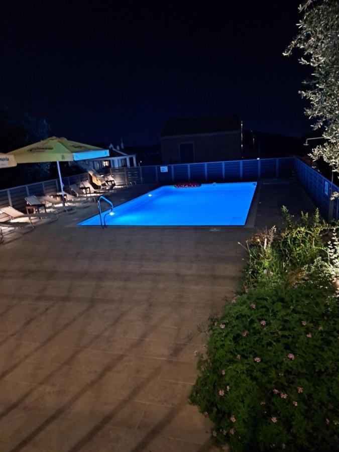 Ta Didymakia Apartments. Аргостолион Екстериор снимка